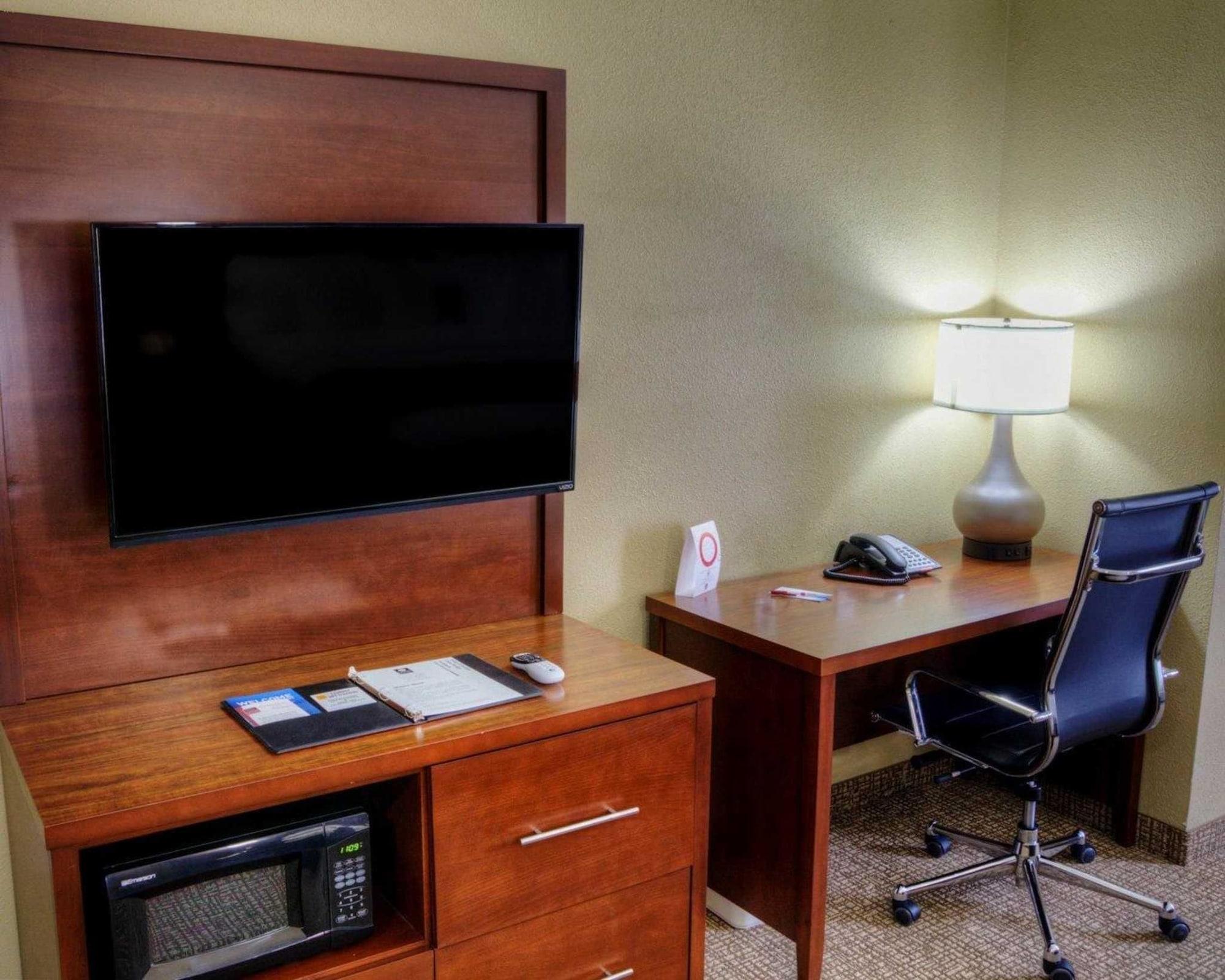 คอมฟอร์ท สวีท Hotel พลีมัธ ภายนอก รูปภาพ